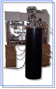 The Fourier spectrometer and 14T magnet